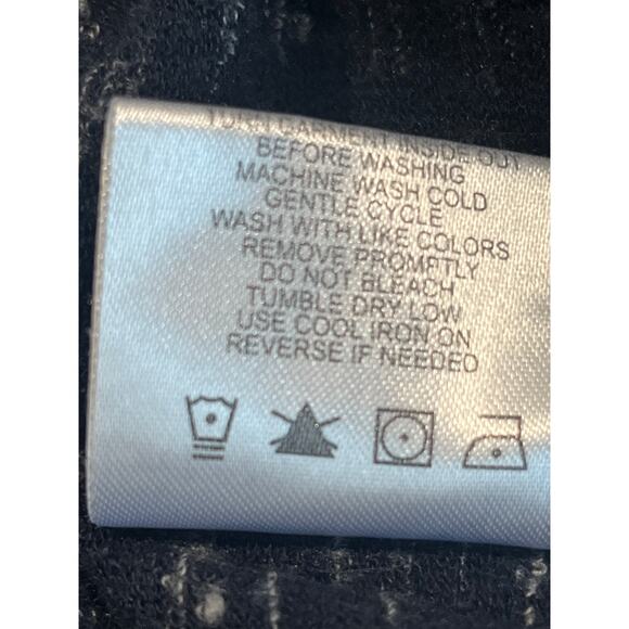 Threads 4 Thought Top Women's Size M Blue/White Fitted Waistband Casual Date - Picture 13 of 13